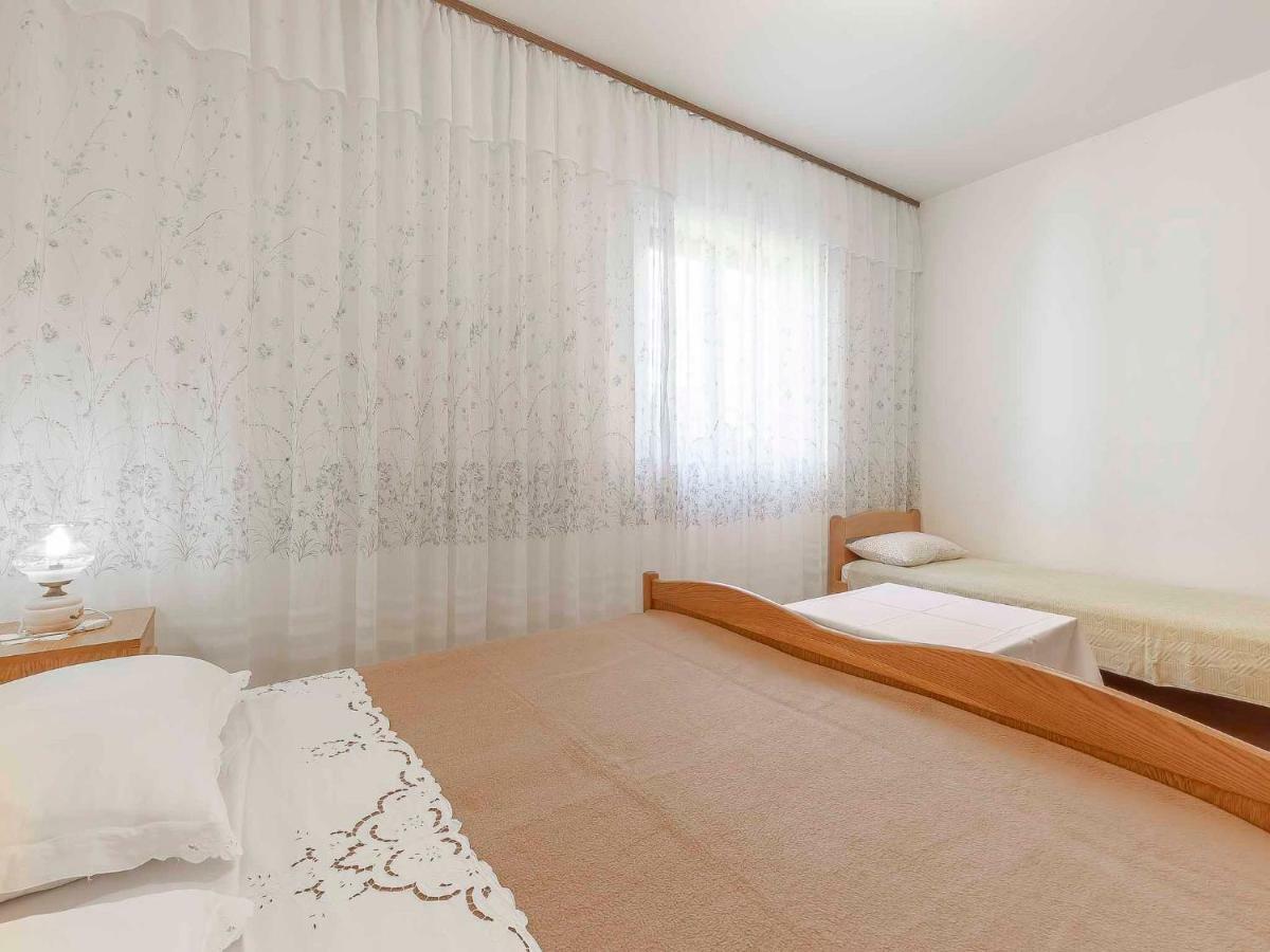 Appartamento Mira Porec Esterno foto