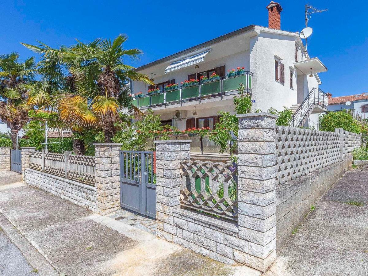 Appartamento Mira Porec Esterno foto